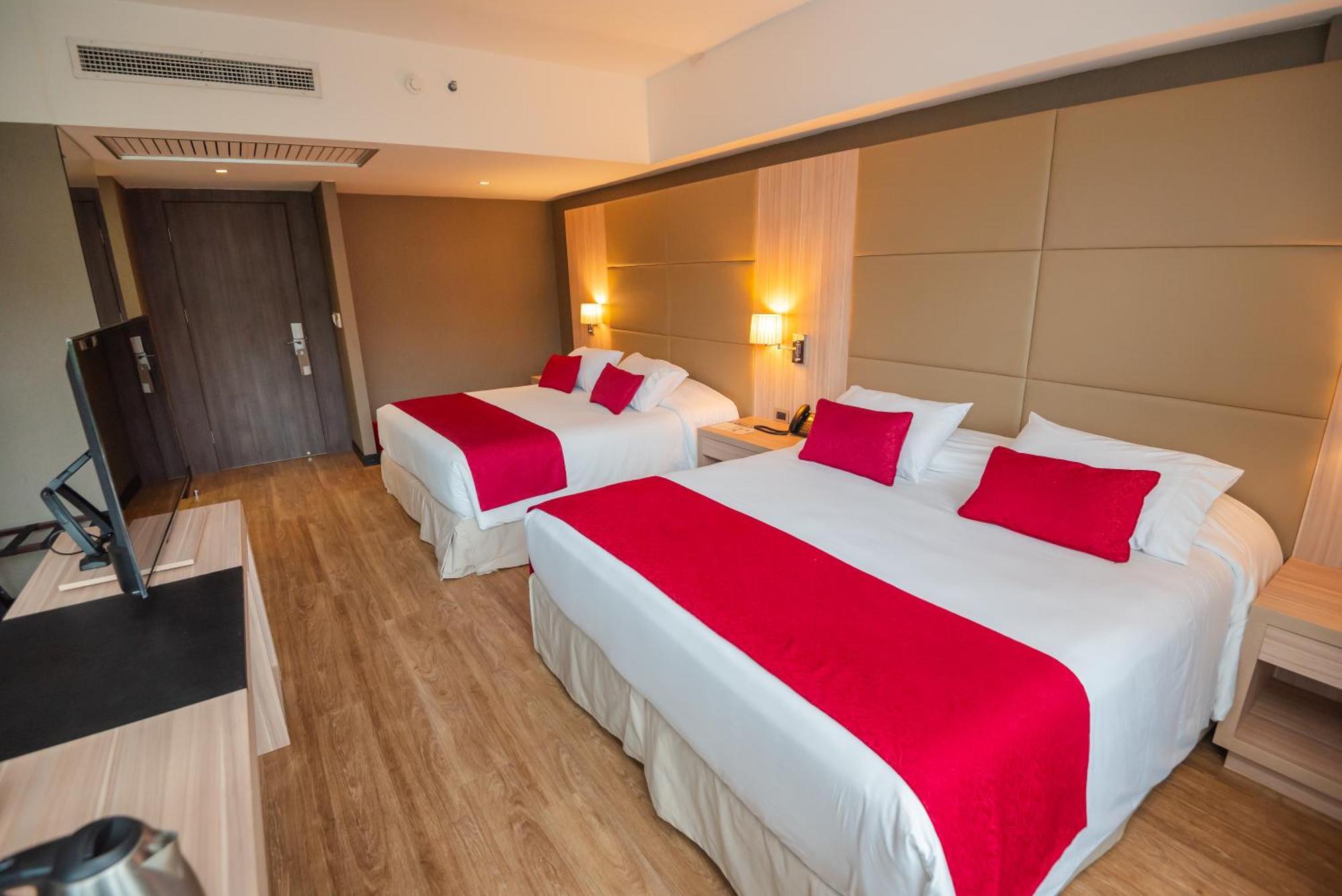 Savoy Hotel 엔카르나시온 외부 사진